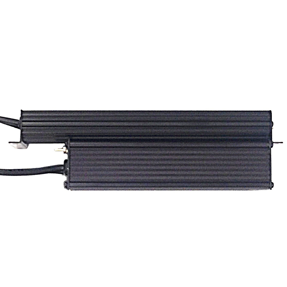 X500 laptop 90W MILSPEC Combo AC+DC adapter for simultaneous dual AC and DC inputs from 115/230VAC 50/60Hz and from 20-32VDC, 24VDC and 28VDC along with MIL-STD-810G and MIL-STD-461F certification